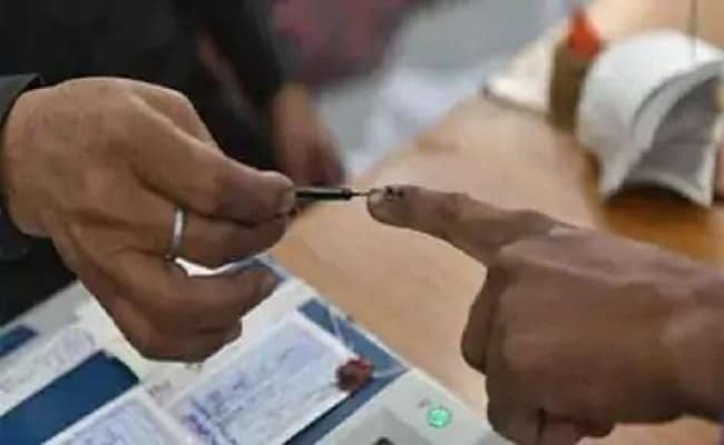 बिहार विधानसभा चुनाव 2020: बिहार चुनाव में थर्ड जेंडर भी तय करेंगे प्रत्याशियों का भविष्य, जानें किस जिले में हैं कितने वोटर...