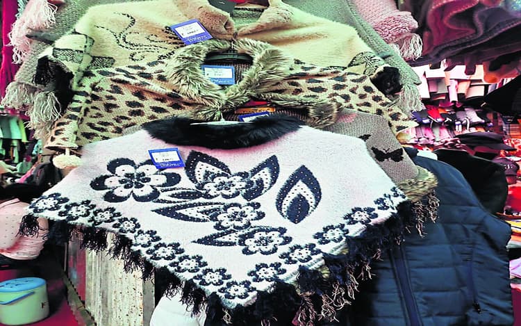 रांची का पोताला मार्केट विंटर फैशन के लिए कलेक्शन का परफेक्ट ठिकाना, देखें तस्वीरें