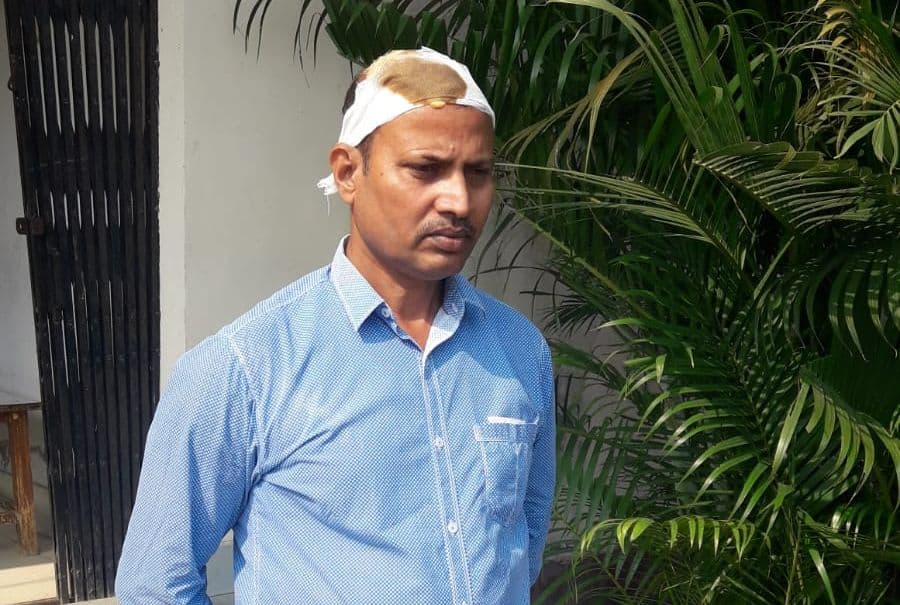 Diwali 2021 : झारखंड में जुआ के अड्डे पर छापामारी करने पहुंची पुलिस पर जानलेवा हमला, थाना प्रभारी समेत कई घायल