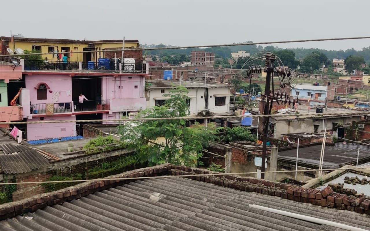 रांची में हाई-वोल्टेज तार टूटा, दिन भर रही बिजली गुल, जानें, कब शुरू होगी इलेक्ट्रिक सप्लाई