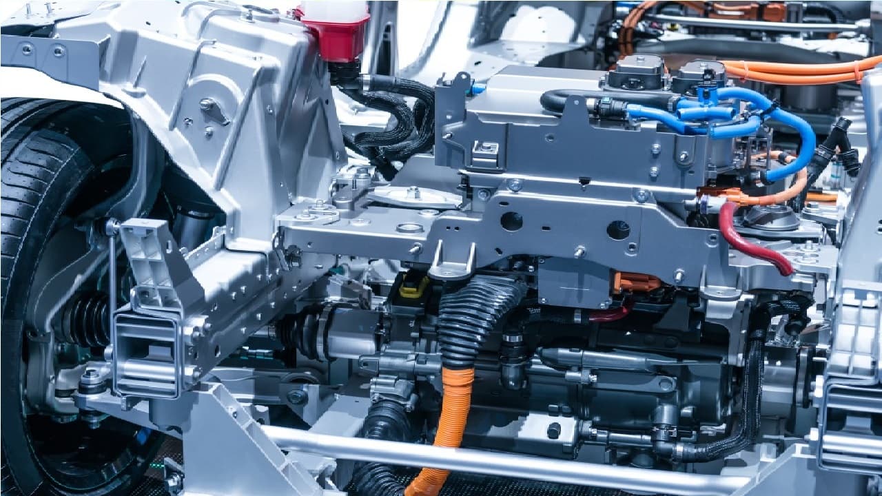 कारों के लिए पावरट्रेन क्यों है जरूरी, कब हुई थी इसकी शुरुआत