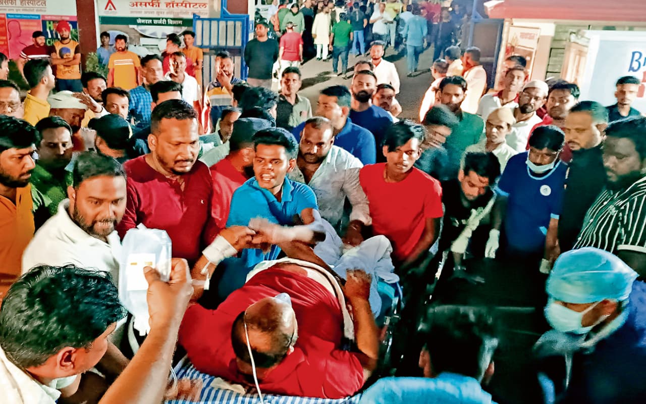 धनबाद के इकबाल के समर्थकों ने असर्फी अस्पताल के गार्ड को पीटा, किया हंगामा