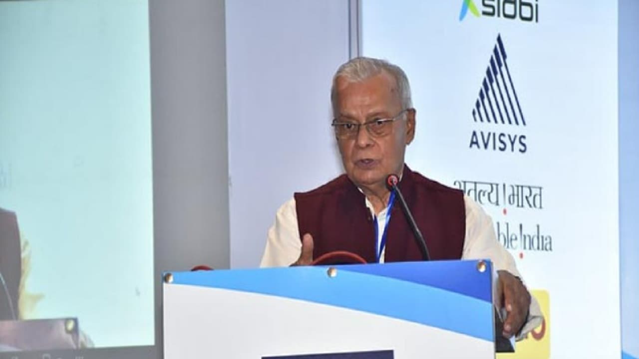 बिहार: प्रसिद्ध अर्थशास्त्री और आद्री के निदेशक प्रो प्रभात पी घोष का निधन, फेफड़े की बीमारी से थे ग्रसित