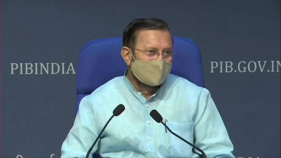कैबिनेट ने एथनॉल की कीमत में 5 से 8 प्रतिशत की वृद्धि की, जानें इसे पेट्रोल में क्यों मिलाया जाता है…