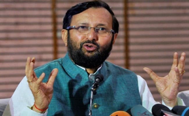 Coronavirus India: प्रकाश जावड़ेकर बोले- मोदी जी स्थिति पर बनाये हुए है नजर, हालात से निपटने के लिए सरकार तैयार