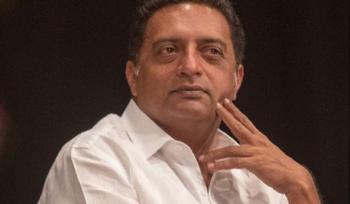 National Emblem Row: अभिनेता प्रकाश राज ने केंद्र सरकार पर किया कटाक्ष, शेयर की भगवान राम की तस्वीर