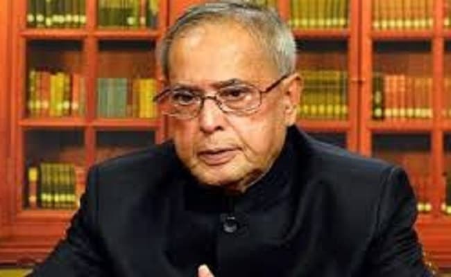 प्रणब मुखर्जी के निधन पर यूपी की राज्यपाल, मुख्यमंत्री समेत अन्य नेताओं ने शोक जताया