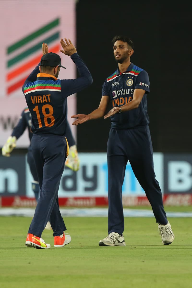 Ind vs Eng 2nd ODI : नयी गेंद से गेंदबाजी पर प्रसिद्ध कृष्णा ने दिया ये बड़ा बयान, आपने पढ़ा क्या?