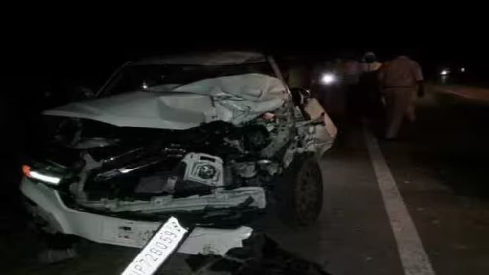 Road Accident: प्रतापगढ़ में सड़क हादसे में चार की मौत, जहां से होनी थी विदाई वहां से उठेंगी तीन अर्थियां