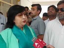 कानपुर देहात: मां-बेटी के जिंदा जलने का मामला, मंत्री प्रतिभा शुक्ला बोलीं महिला कल्याण में मेरा होना बेकार...