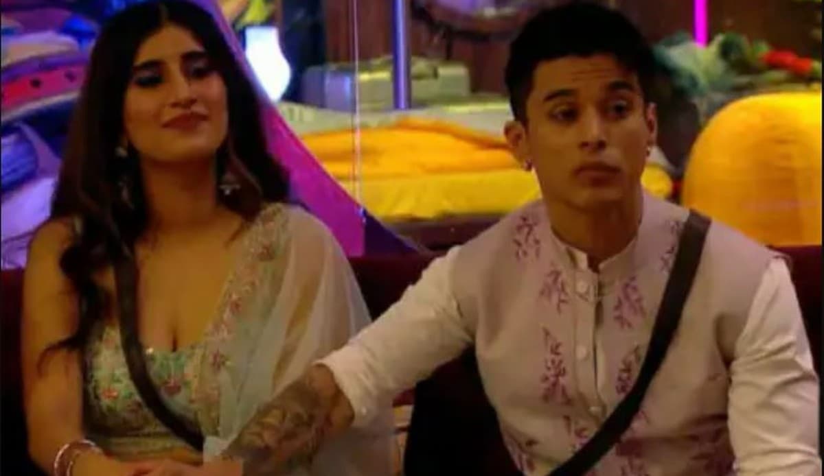 प्रतीक सहजपाल और अकासा सिंह एकदूसरे को कर रहे हैं डेट? एक्टर ने कही ये बात