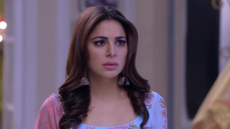 Kundali Bhagya Written Update : पृथ्वी की आंखों में प्रीता ने डाली मिर्ची, चाकू दिखाकर दी ये चेतावनी