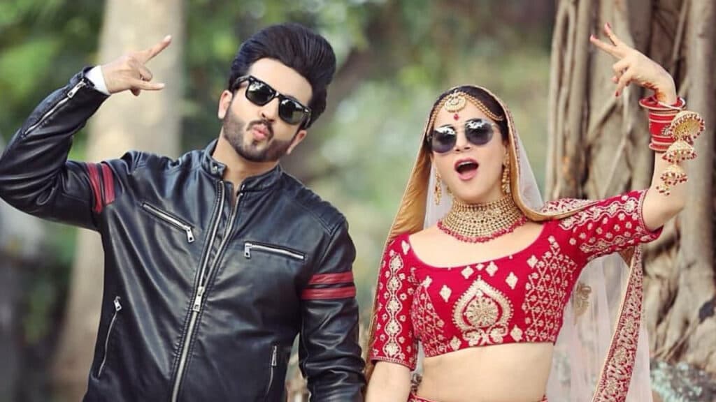 Kundali Bhagya: जब करण- प्रीता ने एक दूसरे का हाथ थामे किया था रोमांटिक डांस, VIDEO में दिखा अलग अंदाज