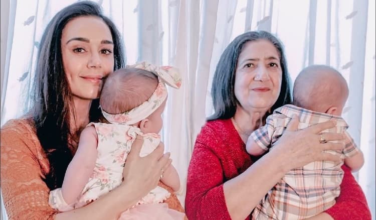 Mother's Day 2022: प्रीति जिंटा ने शेयर की जुड़वां बच्चों की ये प्यारी तसवीर, मां पर भी लुटाया प्यार