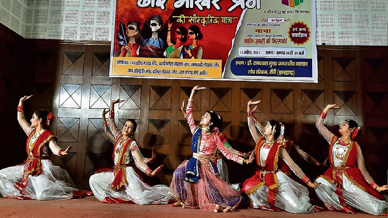 नवादा में फोन पर प्यार भरी बात करना पड़ा भारी, प्रमिका ने दिखाया दोहरा चरित्र, किया ऐसा गंदा काम