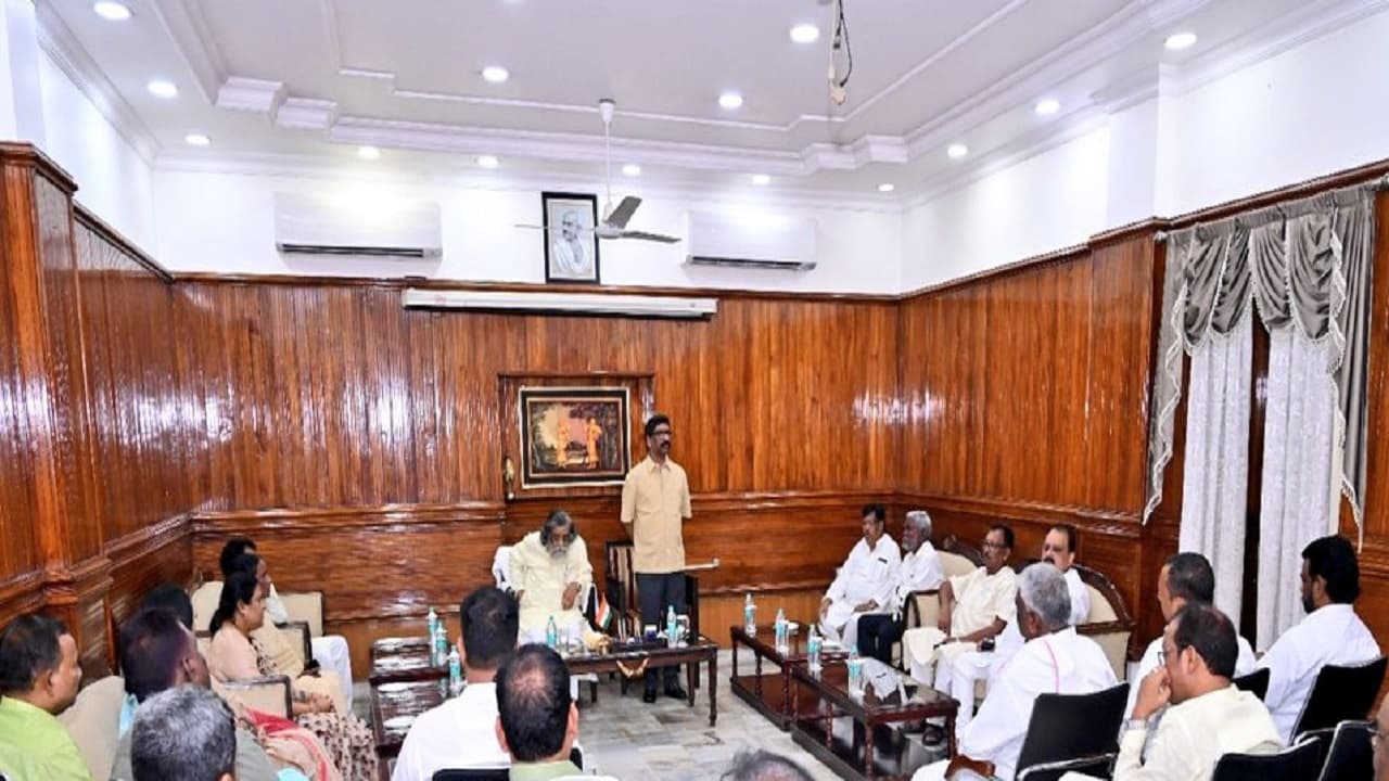 Presidential Election: राष्ट्रपति चुनाव में निर्णय लेने के लिए शिबू सोरेन अधिकृत, JMM की बैठक में हुआ तय