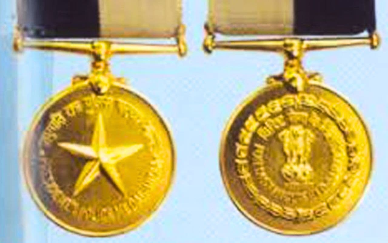 गणतंत्र दिवस पर झारखंड के दो IPS सहित 55 पुलिस अफसर और कर्मी को दिया जायेगा पदक