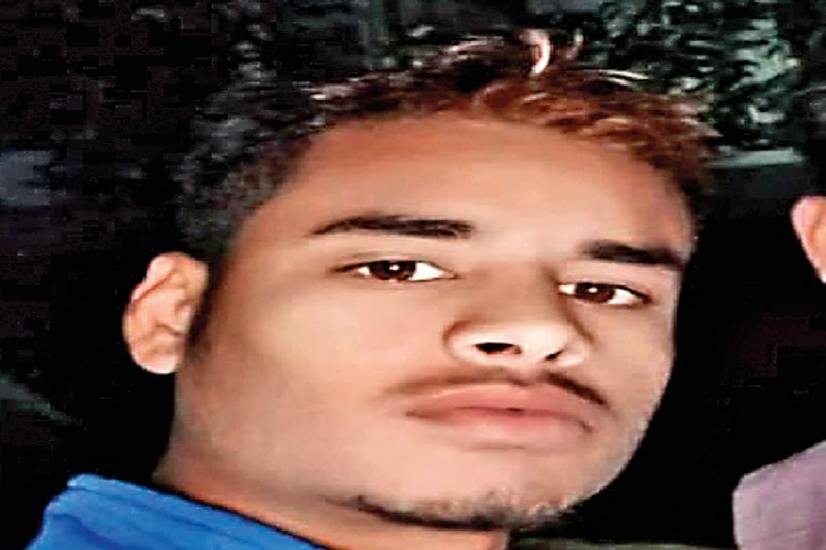 होटवार जेल में बंद कैदी ने अपना गला काटा, रिम्स में मौत