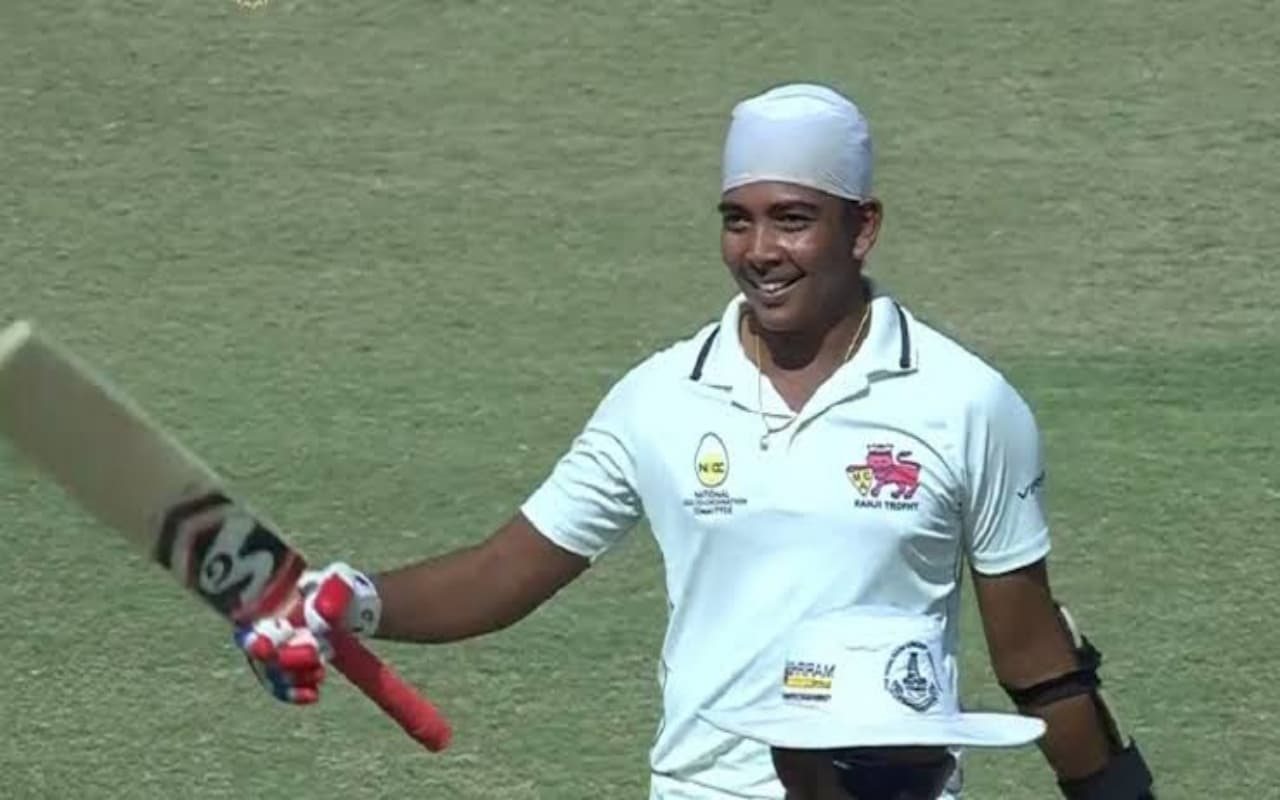 रणजी ट्रॉफी में Prithvi Shaw ने रचा इतिहास, तिहरा शतक ठोक अपने नाम किया ऐतिहासिक रिकॉर्ड