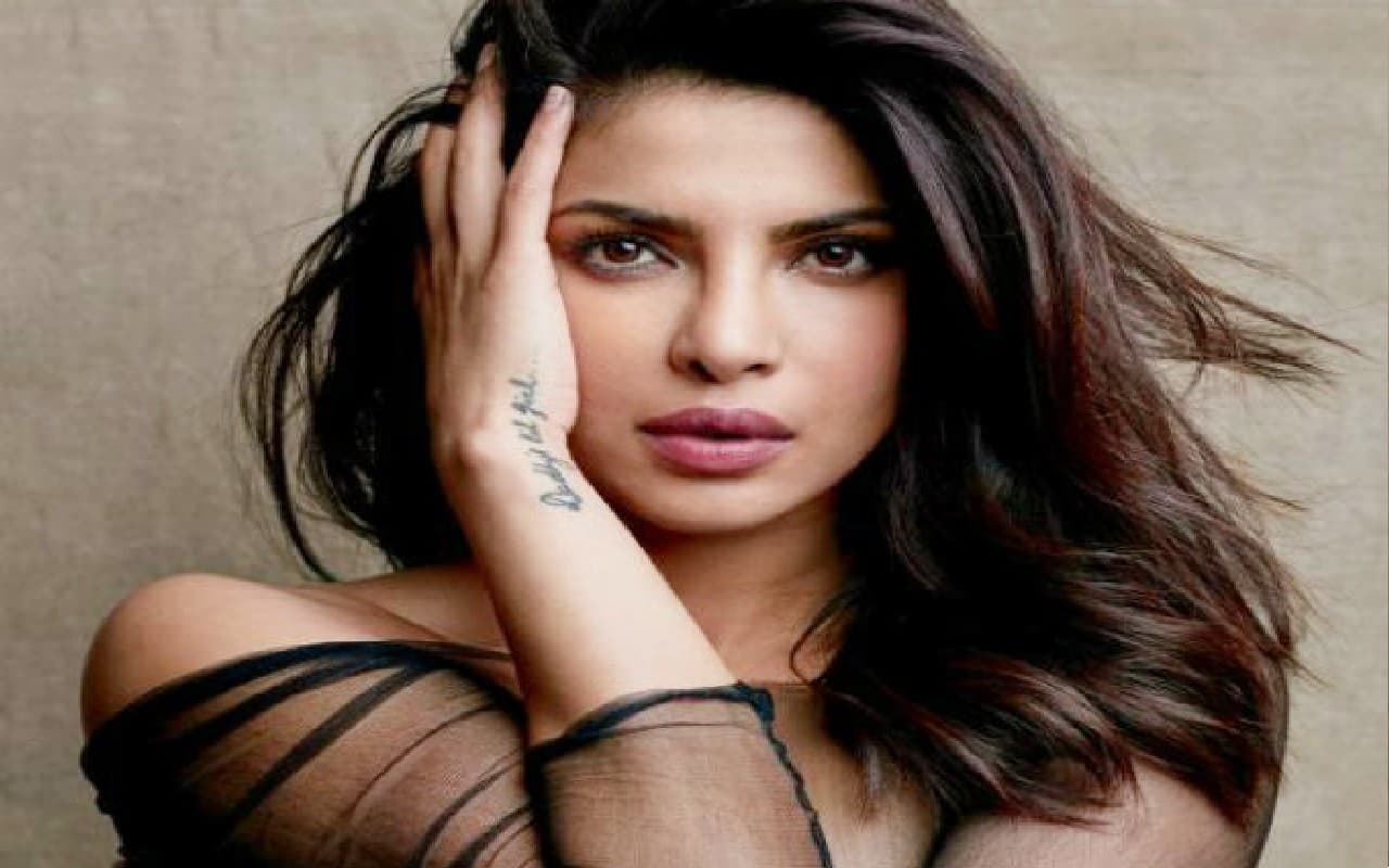 EXCLUSIVE: राजकुमार राव की फैन हूं, ओटीटी पर उनका प्रोजेक्ट देखकर रिमोट को रोक देती हूं – प्रियंका चोपड़ा