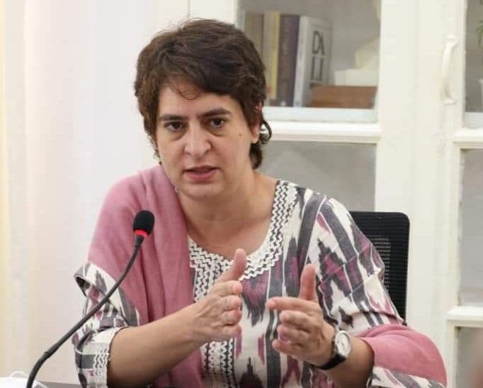 UP Chunav 2022: प्रियंका गांधी की मैराथन बैठक, नवरात्रि के बाद कांग्रेस जारी कर सकती है उम्मीदवारों की सूची