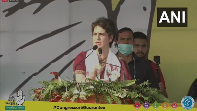 Assam Election : प्रियंका गांधी ने असम में मतदाताओं को दिये पांच गारंटी, कहा, कांग्रेस की सरकार बनी तो लागू नहीं होगा CAA