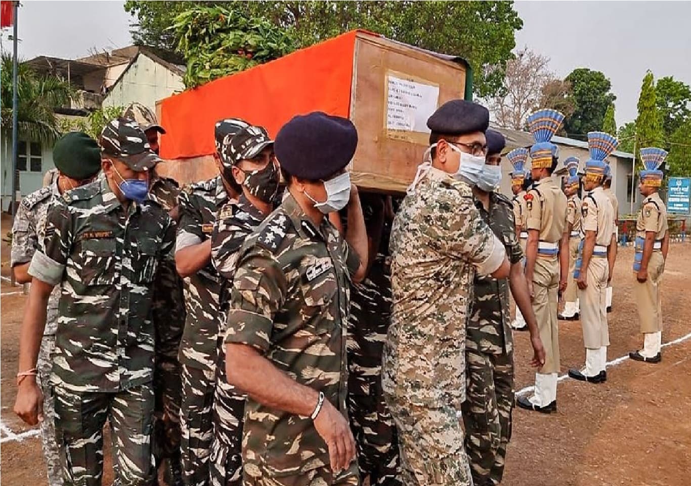 मार्च के महीने में क्यों बढ़ जाता है नक्सली हमला? कैसे और मजबूत बन रहा है नक्सलियों का गढ़