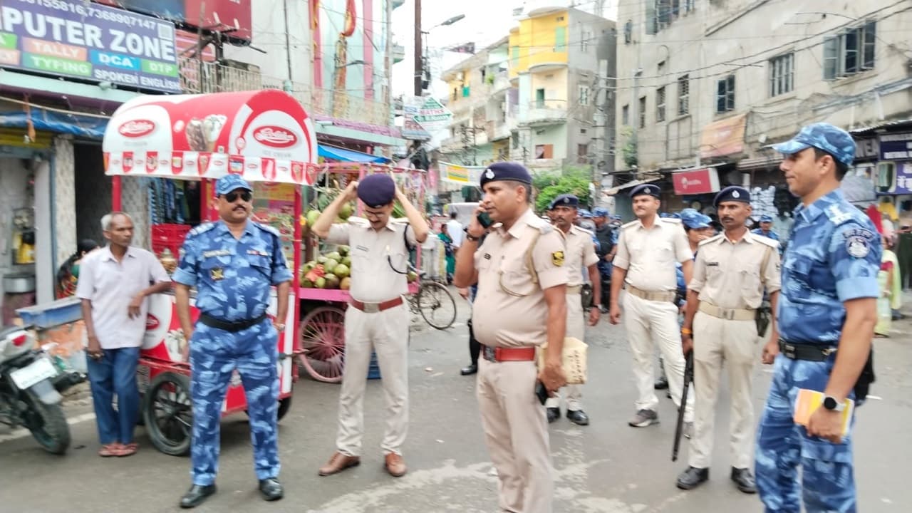 सहरसा में पुलिस पर हमला, नेता ने महिला एसआई पर छिड़का पेट्रोल, जिंदा जलाने की कोशिश