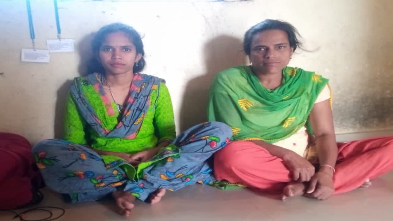 बेंगलुरु में फंसी गुमला की दो बेटियों ने मदद की लगायी गुहार, झारखंड सरकार ने लाने की शुरू की पहल