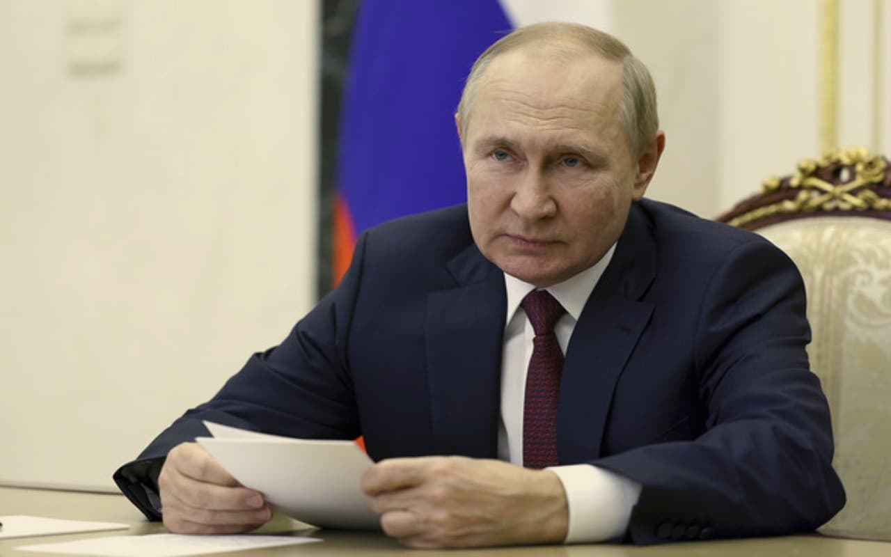 Russia-Ukraine War: पुतिन ने की योजना की घोषणा, कहा- बेलारूस में सामरिक परमाणु हथियार तैनात करेगा रूस