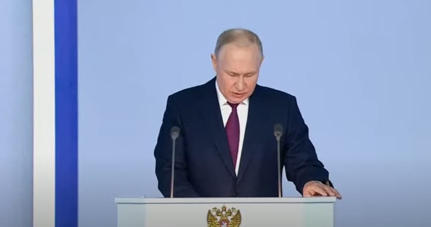 Russia Ukraine War : रूस ने अमेरिका के साथ बची इकलौती परमाणु संधि को किया सस्पेंड,जानें पुतिन ने क्या कहा