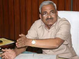 UP News: पूर्व डीजीपी सुलखान सिंह ने साइबर ठगी से यूं किया बचाव, फेक कॉल कर बोला- OTP बताइए