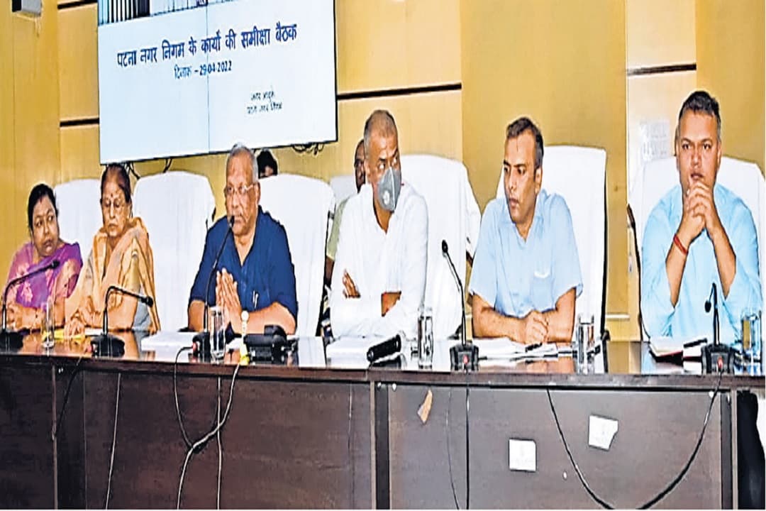 पटना में शिमला के मॉल रोड के तर्ज पर बनेगा गौरव पथ, मैनहोल के ढक्कन को लेकर उपमुख्यमंत्री ने दिया आदेश