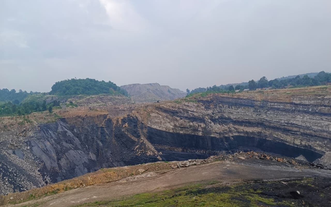 बोकारो : तीन माह से बंद है कारो ओसीपी से कोयला उत्पादन, कंपनी को 135 करोड का नुकसान