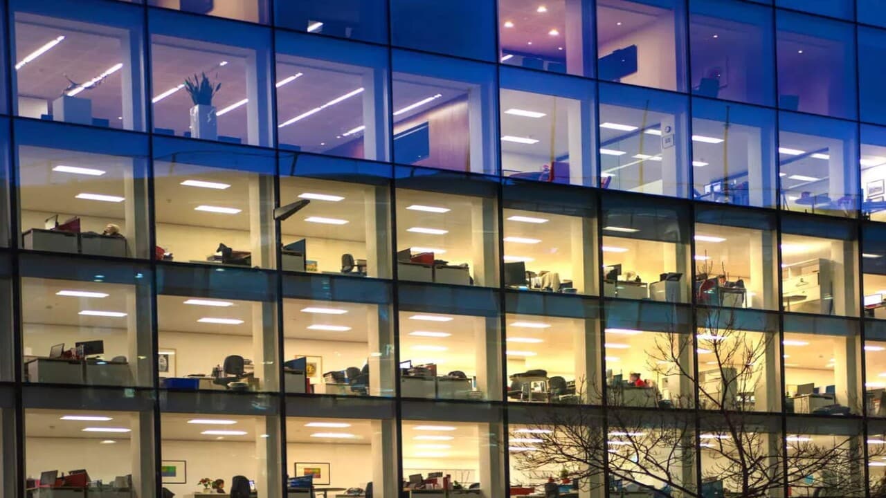 Raju Srivastava: वेंटिलेटर पर राजू श्रीवास्तव, जानिए कैसी है कॉमेडियन की तबीयत, ये है ताजा अपडेट