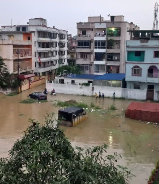 झारखंड में साइक्लोन का असर, मूसलाधार बारिश में डूबी राजधानी! निगम की खुली पोल