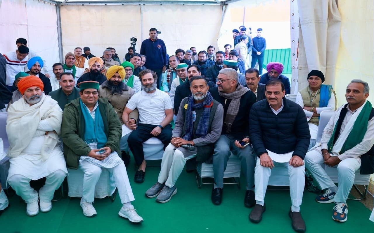 किसान नेता राकेश टिकैत ने की राहुल गांधी से मुलाकात, इन मुद्दों पर हुई चर्चा