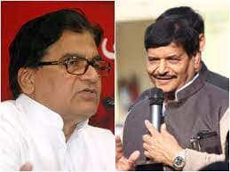 UP: मैनपुरी की सियासत में नया मोड़, रामगोपाल ने फर्जी नोटिस तो शिवपाल ने ड्रोन से निगरानी का लगाया आरोप