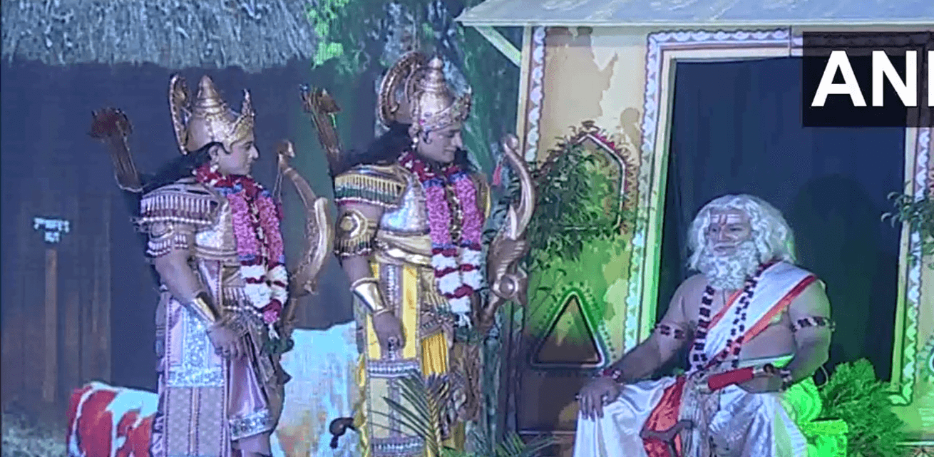 केंद्रीय मंत्री अश्विनी चौबे बने महर्षि विश्वामित्र, दिल्ली रामलीला में किया अभिनय, देखिए Video