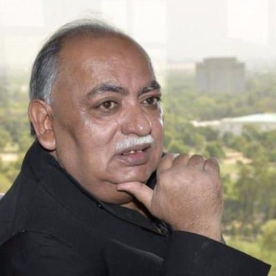 शायर मुनव्वर राना ने किया ट्‌वीट-भारत में 35 करोड़ इंसान और 100 करोड़ जानवर रहते हैं, अब हो रहे ट्रोल…