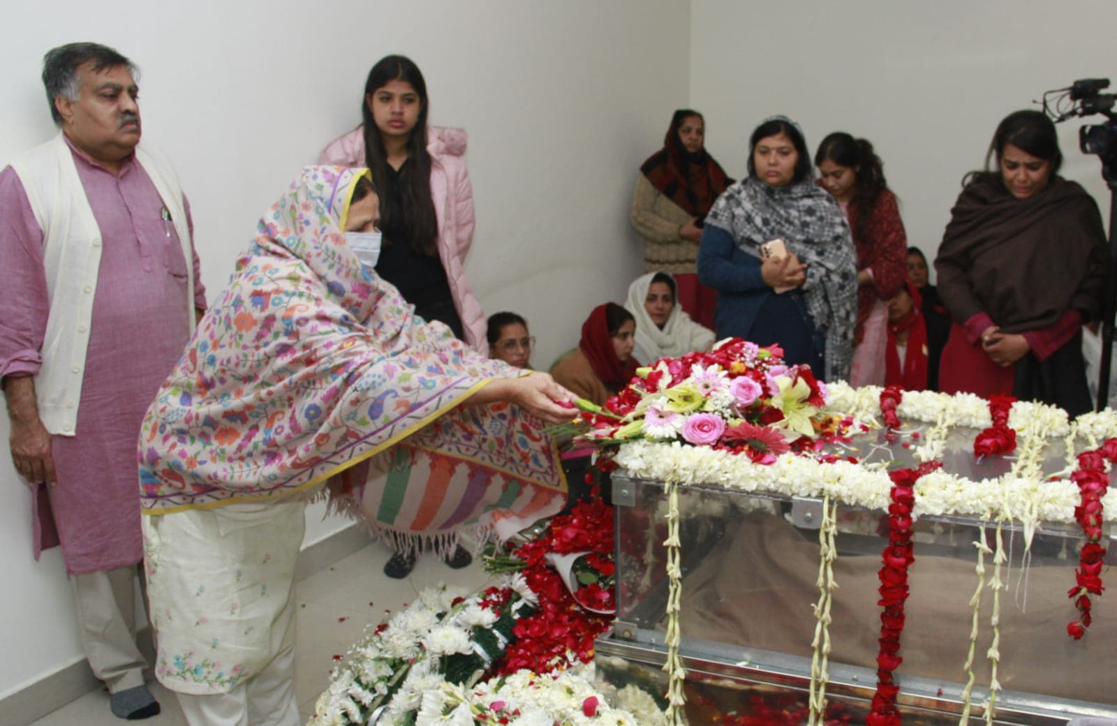 Sharad Yadav Death: आज पंचतत्व में विलीन हो जाएंगे शरद यादव, CM शिवराज सिंह ने दी श्रद्धांजलि