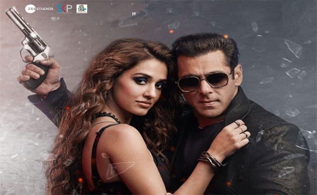 Salman Khan की ‘Radhe’ सिनेमाघरों में भी होगी रिलीज, जाने थियेटर कब देखने को मिलेगा सल्लू मियां का एक्शन अवतार