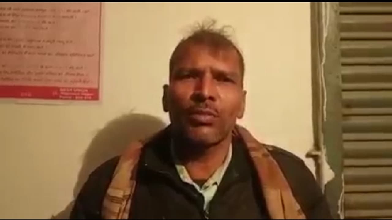 झारखंड में MGNREGA कूप के लाभुक को बीपीओ व ऑपरेटर ने रूम बंद कर पीटा, FIR दर्ज, पीड़ित ने लगाया ये आरोप