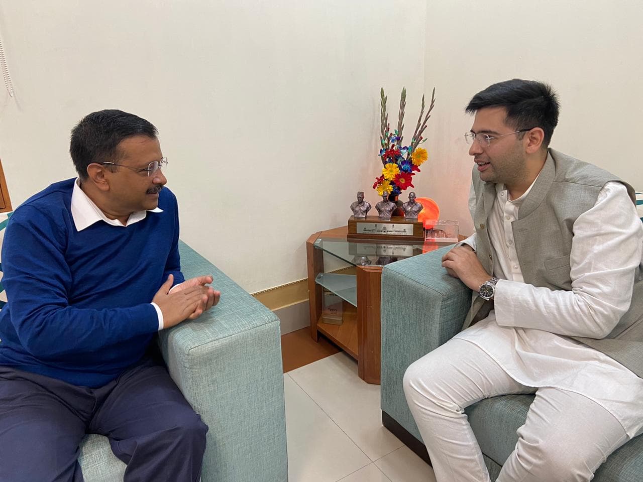 दिल्ली के आप विधायक राघव चड्डा पर मुकदमा दर्ज, योगी सरकार पर लगवाया था मारपीट का आरोप