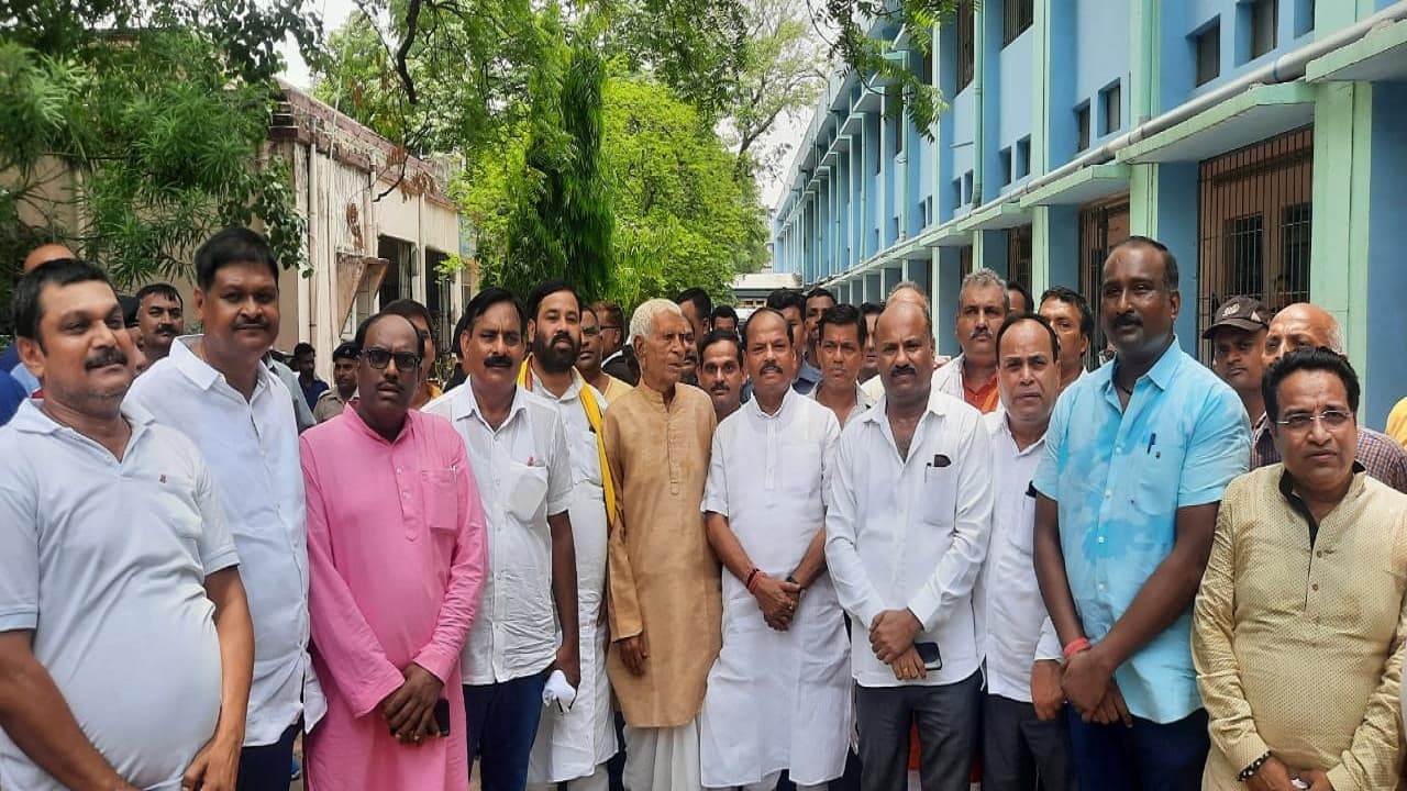 Jharkhand News: झारखंड के पूर्व CM रघुवर दास समेत 20 BJP नेता चाईबासा स्पेशल Court से बरी, ये है डिटेल्स