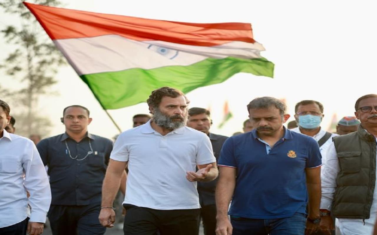 राहुल गांधी के खिलाफ पुजारियों ने खोला मोर्चा, पूजा और तपस्वी वाले बयान पर बवाल