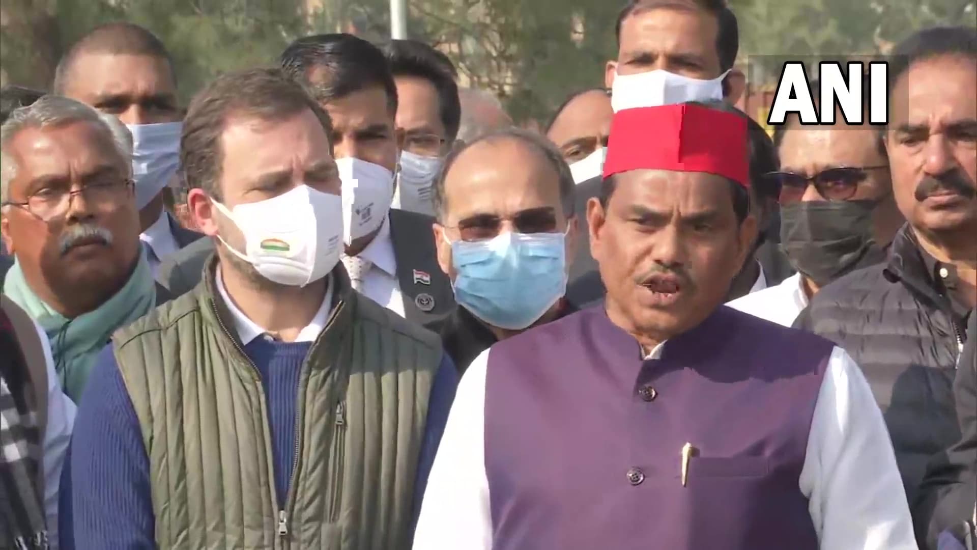 लखीमपुर खीरी मामले पर विपक्ष का मार्च, बोले राहुल गांधी- दोषी को जेल में डालकर रहेंगे, छोड़ेंगे नहीं