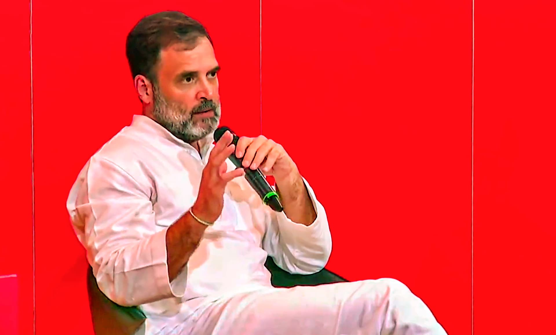 'जो मोहब्बत इनसे मिली है, वही देश से बांट रहा हूं', राहुल गांधी ने सोनिया के साथ शेयर की बेहतरीन तस्वीर