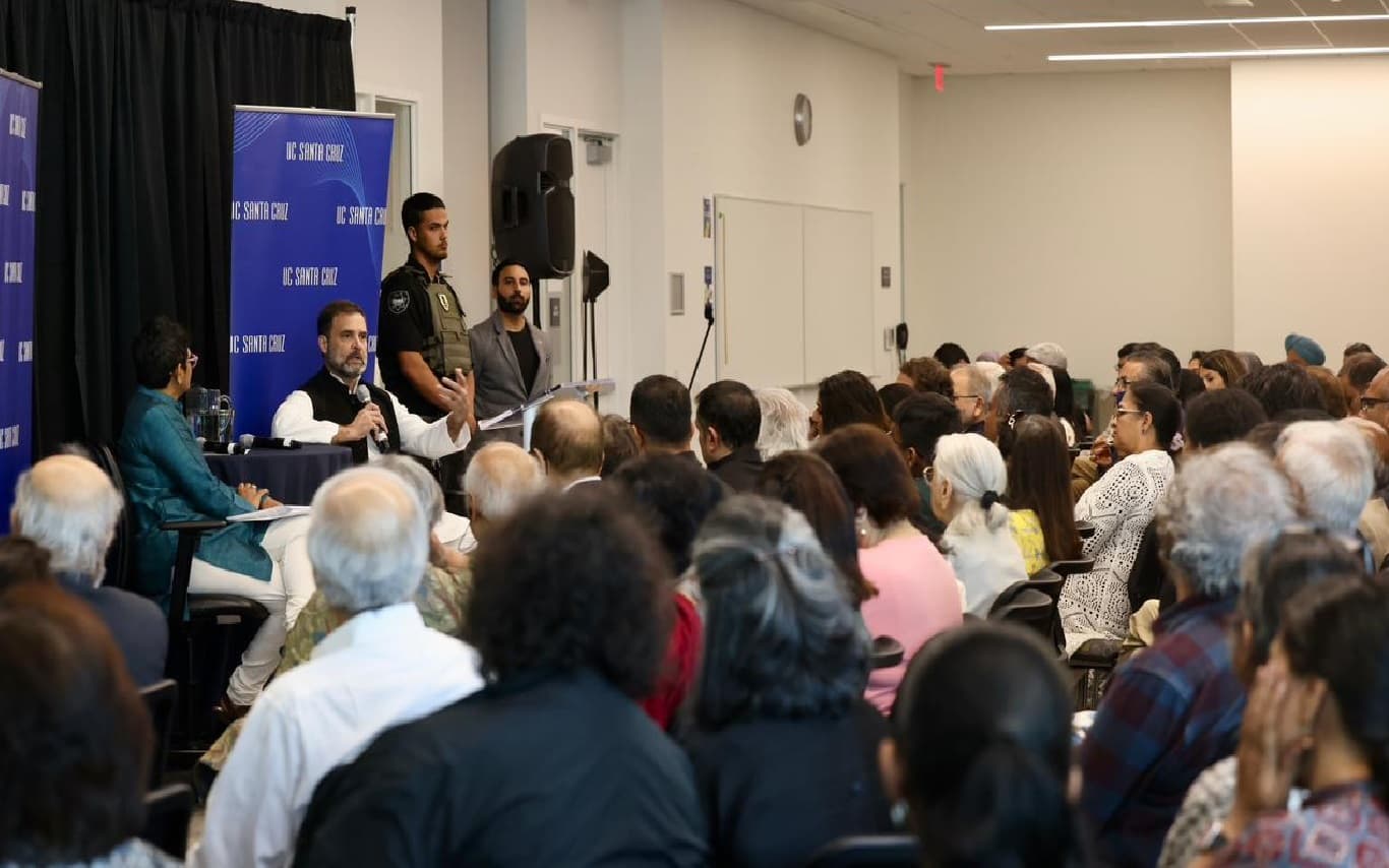 लालू प्रसाद की तरह राहुल गांधी के चुनाव लड़ने पर भी लगेगी रोक? जानें क्या कहता है कानून