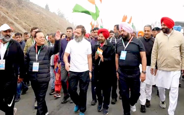 Bharat Jodo Yatra: 'BJP की नीतियों ने बड़े पैमाने पर बेरोजगारी पैदा की', जम्मू-कश्मीर में बोले राहुल गांधी